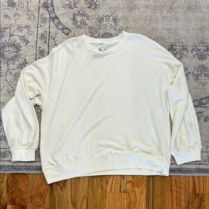 True Craft Women's Cream Sweatshirt